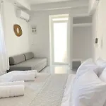 31 Seafront Apartament *